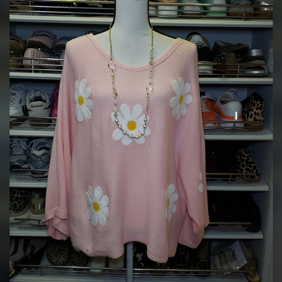 BiBi Daisy Pattern Loose Fit Sweater - Picture 2 of 7